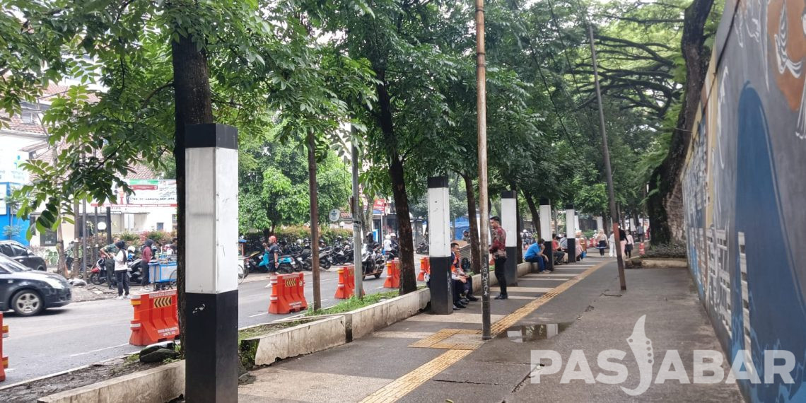 Puluhan PKL di Taman Saparua Bakal Direlokasi