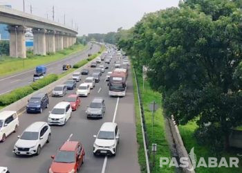 Arus Balik Tahun Baru 2024 di Tol Padaleunyi Arah Jakarta Padat Merayap Hingga 5 Km
