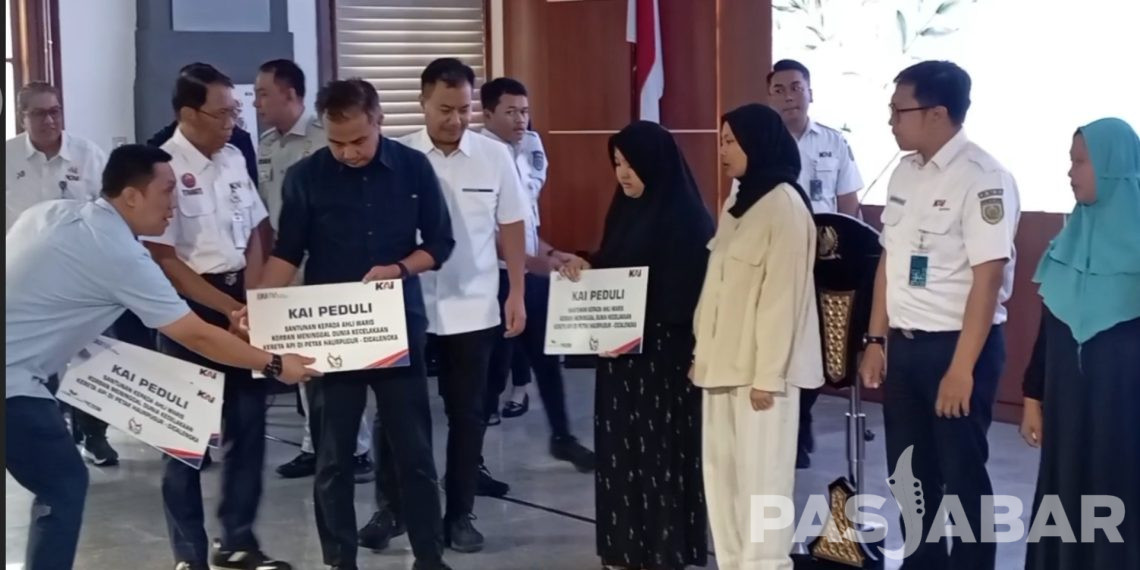 PT KAI Beri Santunan Kepada Keluarga Korban Meninggal Kecelakaan Kereta di Cicelengka