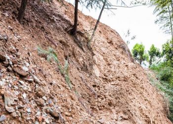 Satu Orang Meninggal Dunia Akibat Longsor di Subang