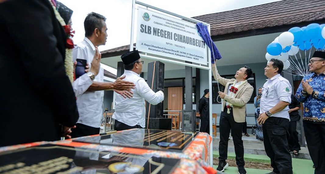 Tingkatkan Pelayanan Pendidikan, Kadisdik Jabar Resmikan Dua SLBN