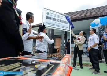 Tingkatkan Pelayanan Pendidikan, Kadisdik Jabar Resmikan Dua SLBN