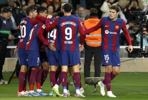 Barcelona Menang Tipis dari Tim Kasta Empat