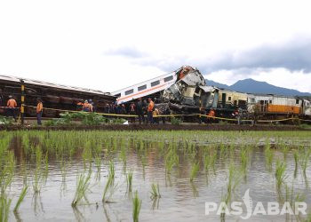 Kemenhub Sampaikan Permohonan Maaf Atas Terganggunya Perjalanan Kereta Api di Jabar