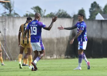 Kemenangan Persib Tak Membuat Bojan Puas