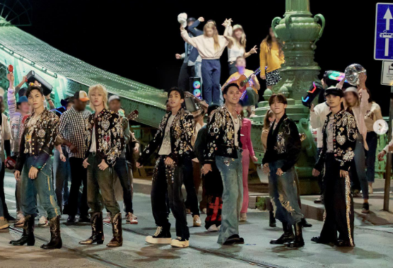 Grup K-Pop SEVENTEEN akan Gelar Konser Tunggal di Nissan Stadium Jepang
