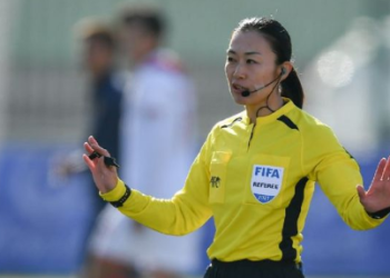Yoshimi Yamashita, Wasit Perempuan Pertama di Ajang Piala Asia