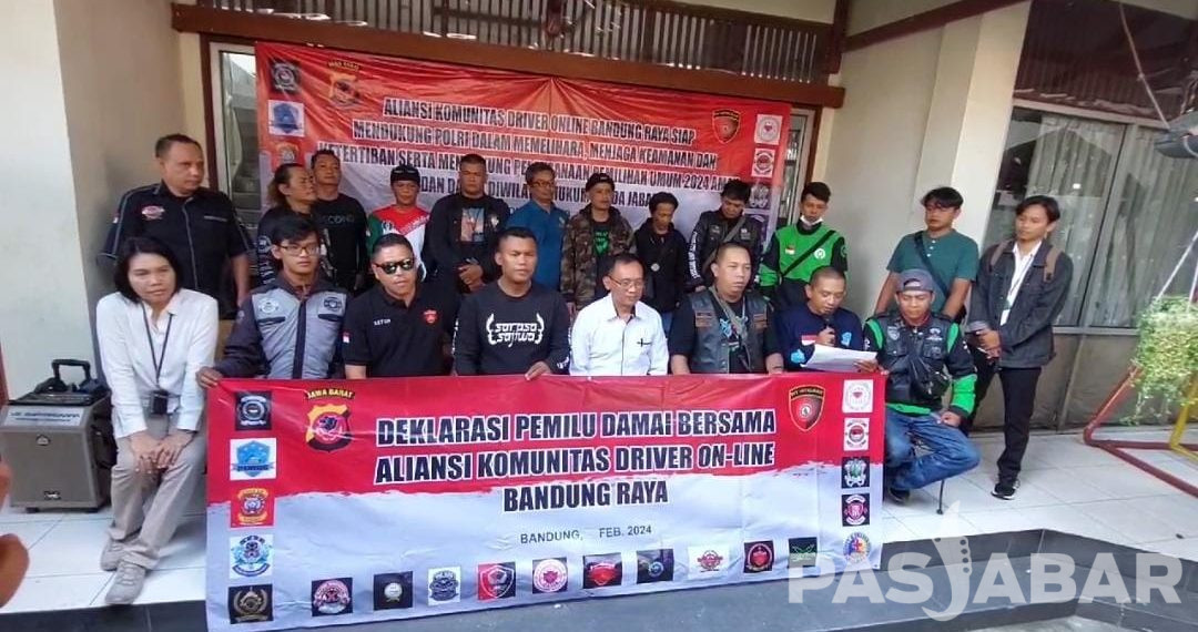 Aliansi Komunitas Driver Online Bandung Raya Deklarasi Dukung Pemilu Damai 2024