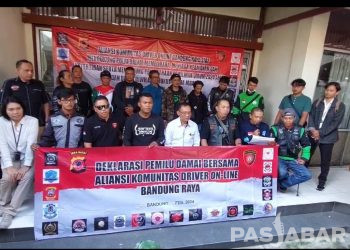 Aliansi Komunitas Driver Online Bandung Raya Deklarasi Dukung Pemilu Damai 2024