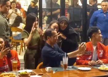 Presiden Joko Widodo Makan Malam Bersama Ketua Umum PSI di Braga