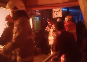 Logistik Pemilu di TPS 54 Dilalap Si Jago Merah