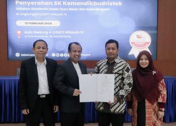 SK Guru Besar Sudah Diterima Warek Bidang Belmawabud Unpas