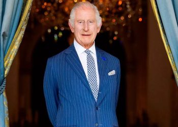 Pangeran Harry Kembali ke Inggris Setalah Tahu Raja Charles Kanker