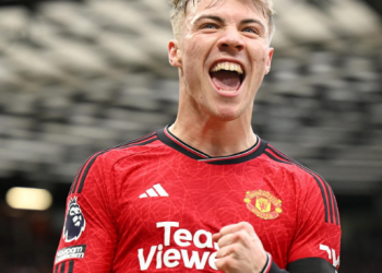 Rasmus Hojlund Disebut Memiliki Insting Legenda Manchester United Mark Hughes