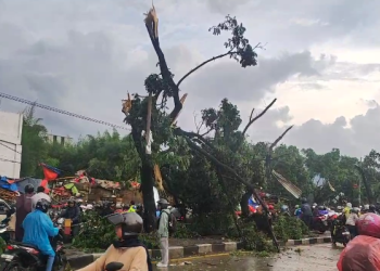 Angin Puting Beliung Sapu Kawasan Industri Kahatex