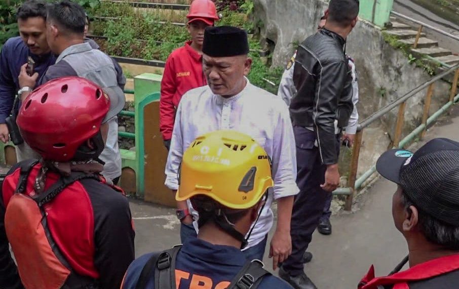 Dua Santri yang Hanyut di Sungai Cikapundung Ditemukan Meninggal Dunia