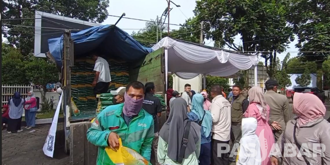 Warga Kota Cimahi Kecewa Tidak Kebagian Beras Murah