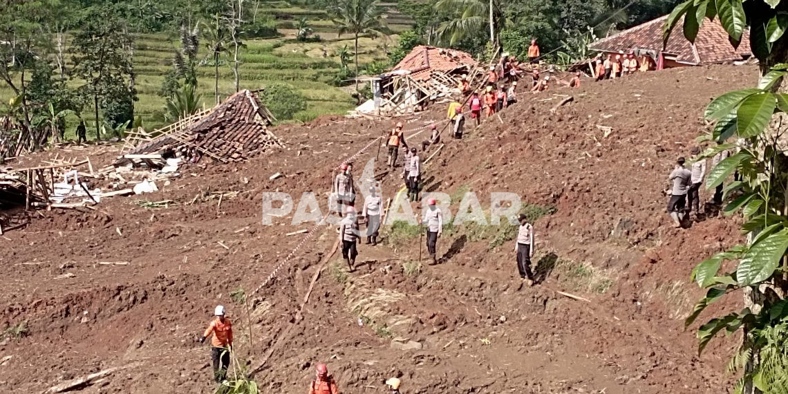 Pencarian Korban Longsor Cipongkor Diperluas, Kini 527 Warga Mengungsi