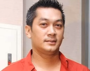 Aktor Senior Donny Kesuma Meninggal Akibat Sakit Jantung