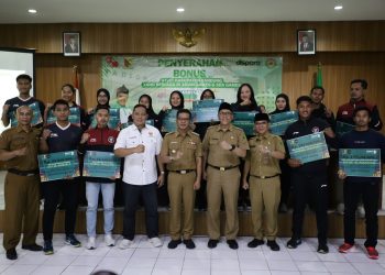 Bupati Bandung Beri Bonus Kepada Atlet Berprestasi di ASIAN Games dan SEA Games