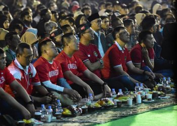 Ribuan Masyarakat Nonton Bareng Piala Asia U-23 Timnas Indonesia vs Uzbekistan di Dome Bale Rame Soreang