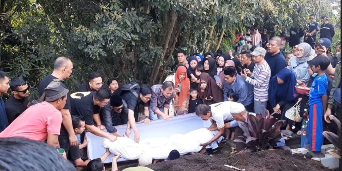 pesawat jatuh di BSD