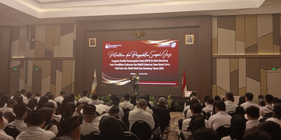 KPU Kota Bandung Lantik 450 Anggota PPS untuk Pilkada 2024
