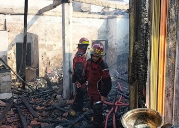 Sempat Ada Ledakan, Kebakaran Hanguskan Tiga Bangunan di Nanjung