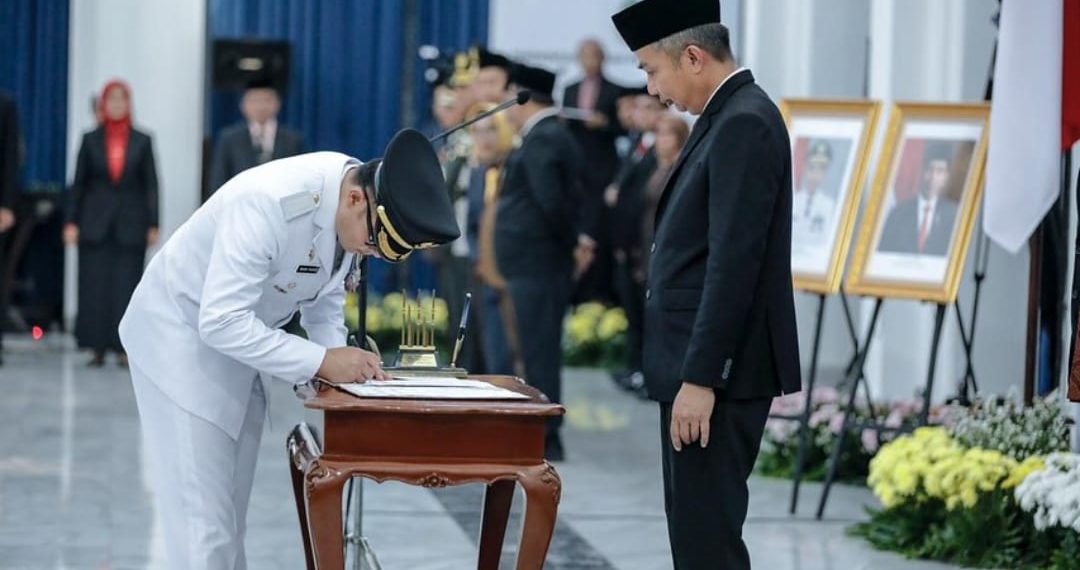 bupati cirebon
