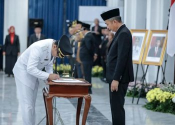 bupati cirebon