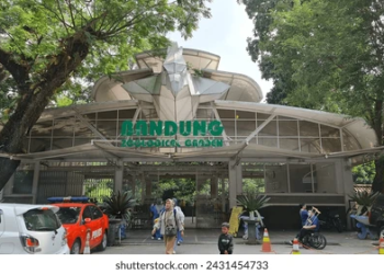 kebun binatang bandung