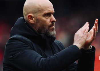 Diterpa Isu Pemecatan, Erik ten Hag Membalas Santai