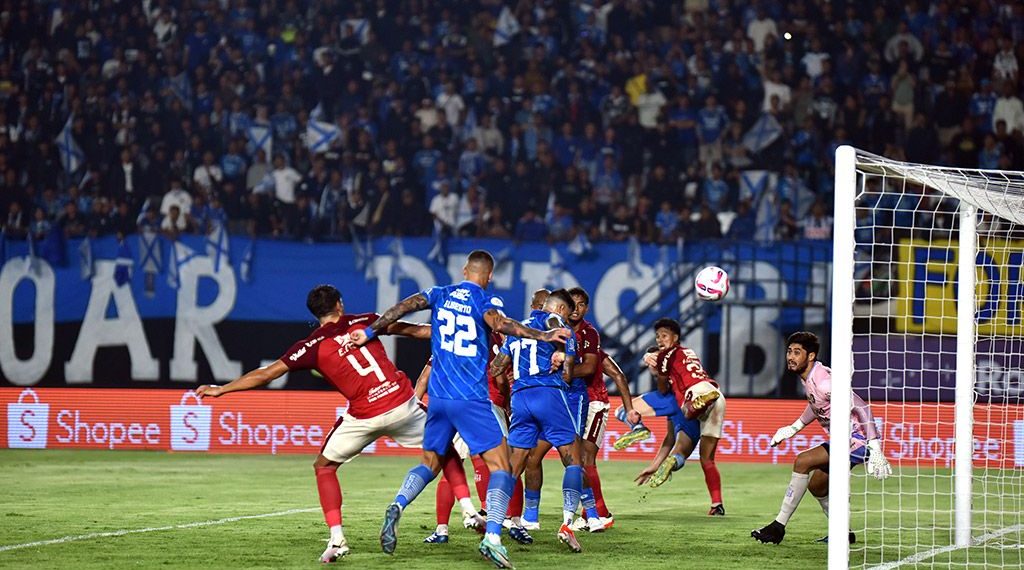 Persib Dipastikan Tampil di Final Liga 1