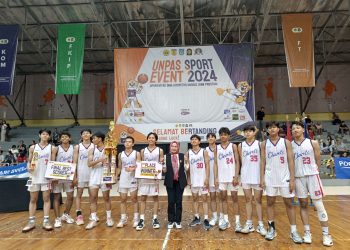 SMA GPS dan SMAN 2 Bandung Juara Basket Unpas Sport Event 2024