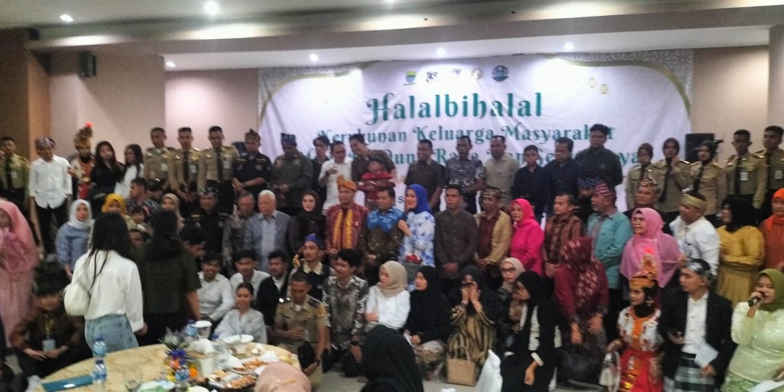 masyarakat muna
