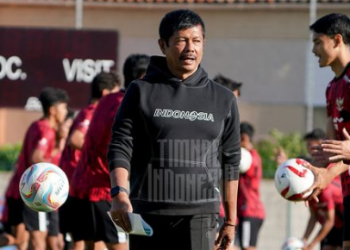 Pelatih Timnas Indonesia, Indra Sjafri. (foto: instagram/@timnas.indonesia)