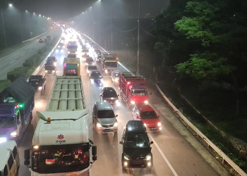 Jelang Libur Panjang Idul Adha, Antrian Terjadi di Tol Cileunyi hingga Tiga Kilometer