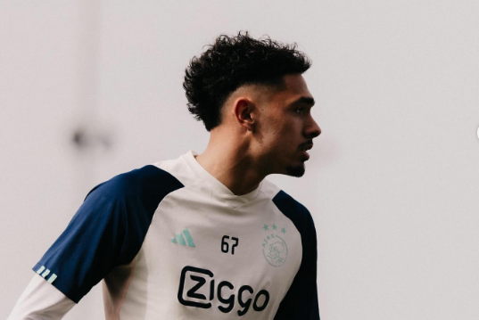 Wonderkid Ajax Tolak Mentah-mentah Tawaran Gabung ke Timnas Indonesia