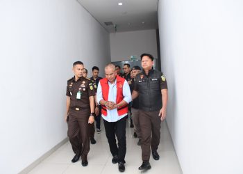 Mantan Pj Bupati Bandung Barat Arsan Latif Ditahan Kejati Jabar