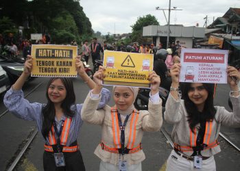 Foto: Kampanye Keselamatan di Perlintasan KA