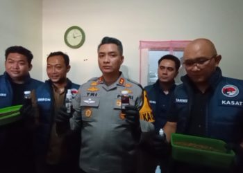 Satnarkoba Polres Cimahi Bongkar Industri Rumahan Liquid Narkoba