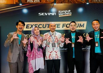 Rektor dan Pakar Pendidikan Bahas Adaptasi Teknologi untuk Gen Z