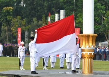 logo hut ri 80