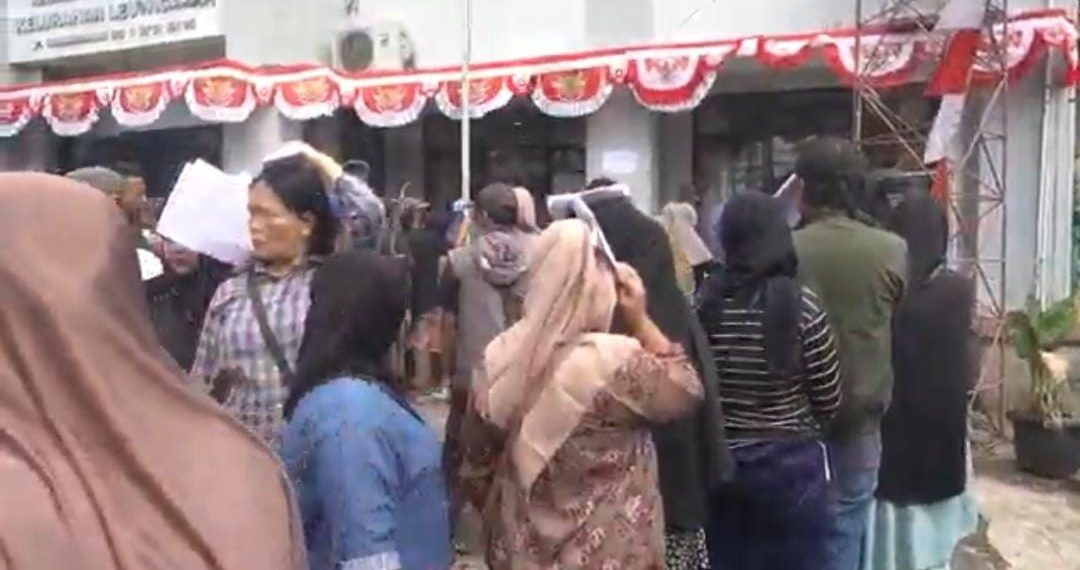 bantuan beras di leuwigajah
