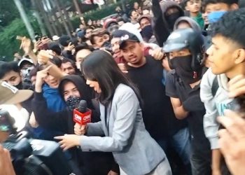 aksi depan dprd