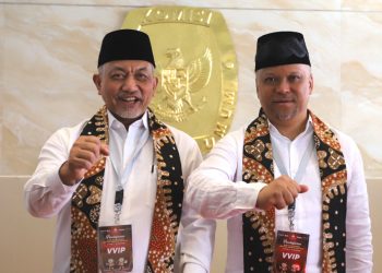 Foto: Pasangan Bakal Calon Gubernur dan Wakil Gubernur Ahmad Syaikhu-Ilham Habibie