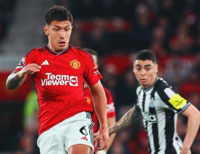 Dua Pemain Baru MU Langsung Disambut Hangat Lisandro Martinez