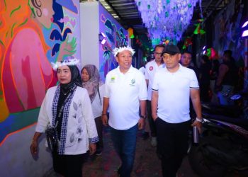 selasar dan jembatan menyala braga