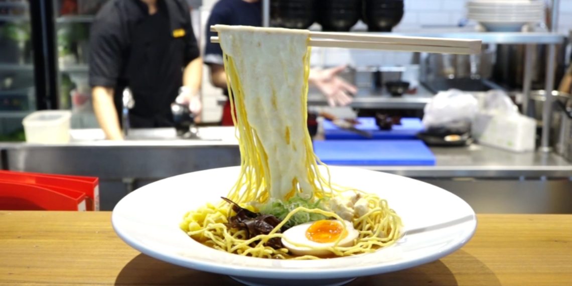 flying chizu ramen