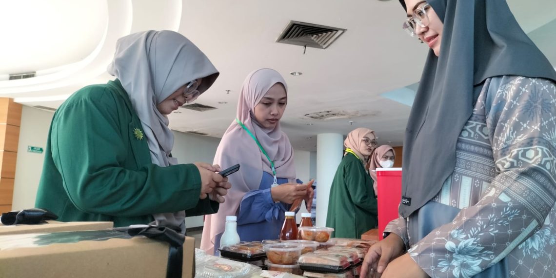mahasiswi